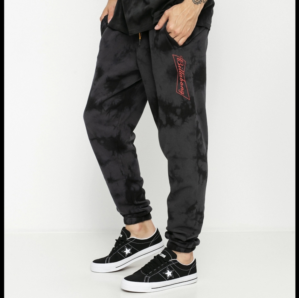 Billabong X Budweiser Bow Sweatpants S